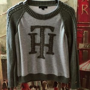 Tommy Hilfiger sweater